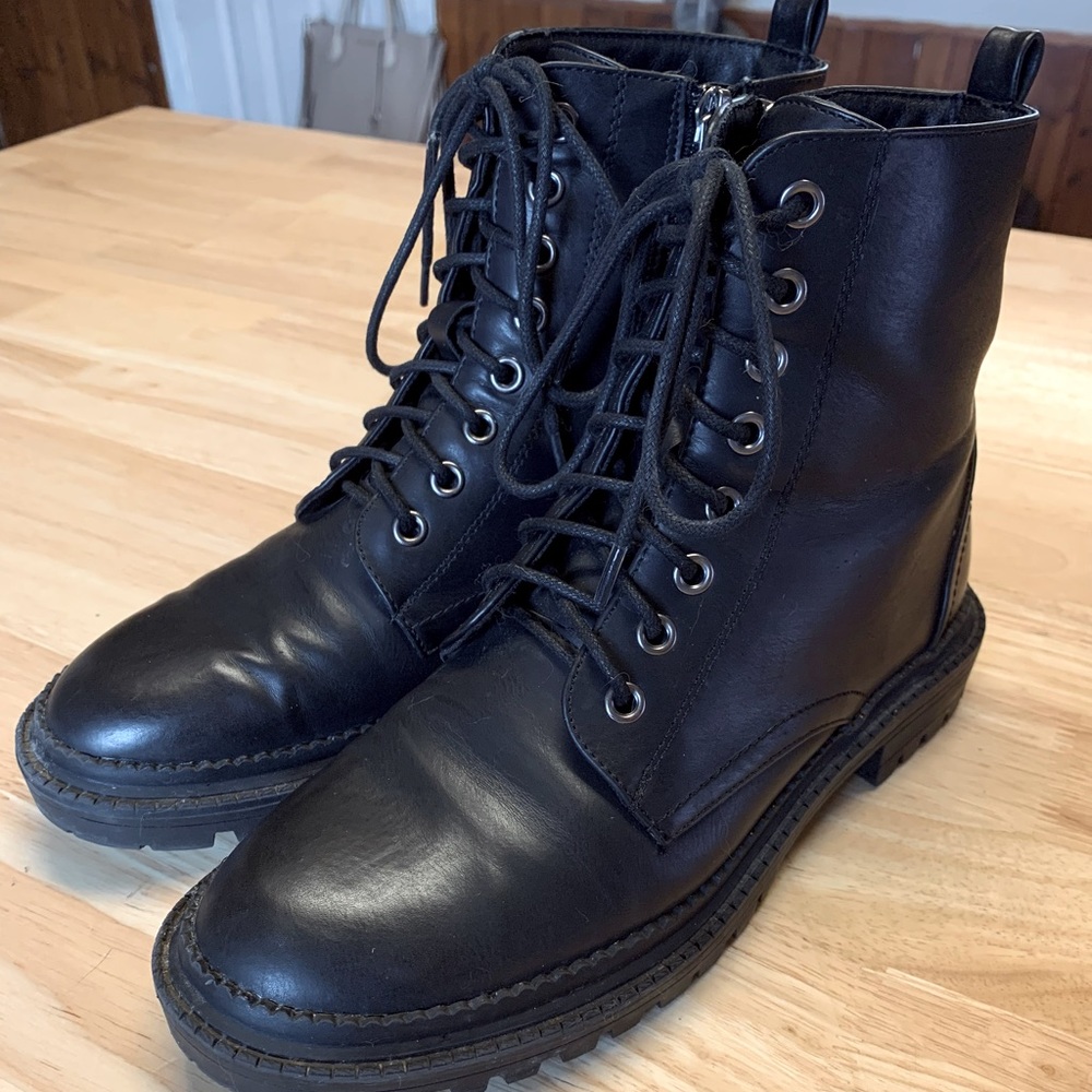 Steve Madden Boots 🖤